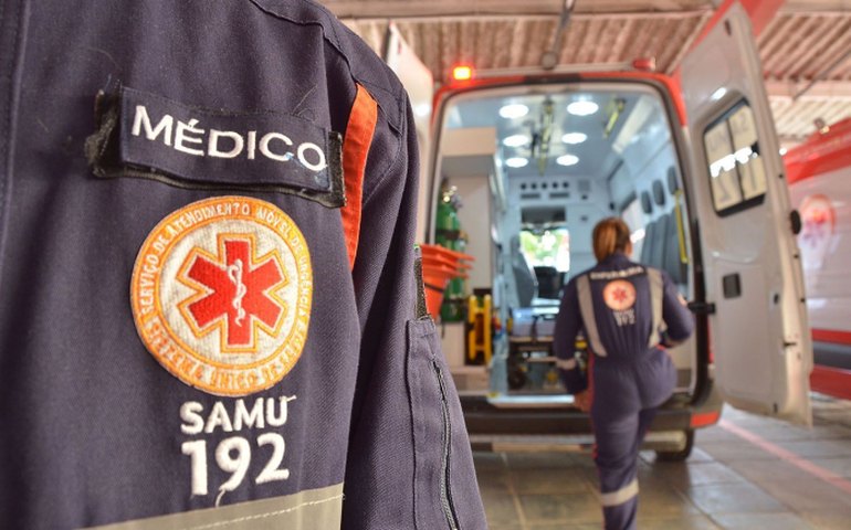 Dois homens executam ciclista de 20 anos no bairro Cidade Universitária em Maceió