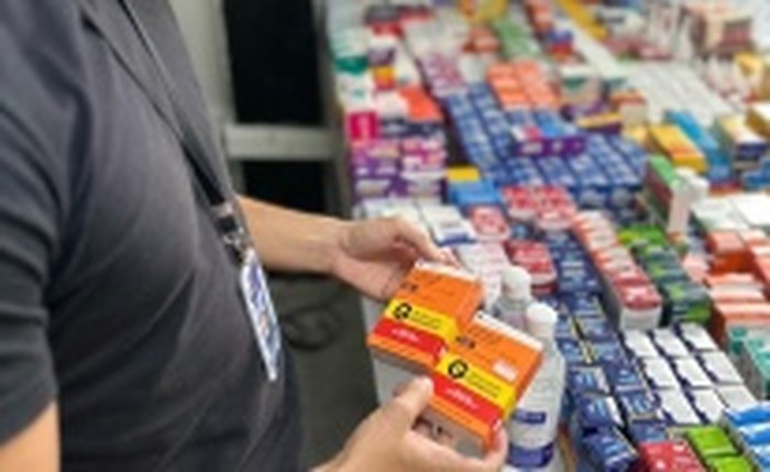 Medicamentos foram apreendidos no estabelecimento Medicamentos foram apreendidos no estabelecimento