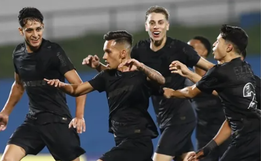 Corinthians despacha Vila Nova com goleada e encara Ituano nas oitavas da Copinha