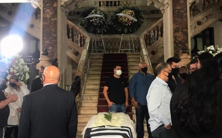 Corpo de ex-deputado Jorge Picciani é velado na Alerj