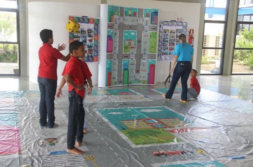 Detran Alagoas ealiza ação educativa em alusão ao Dia das Crianças