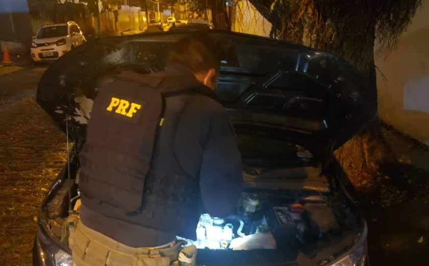 PRF prende homem por receptação e adulteração de veículo em Rio Largo/AL