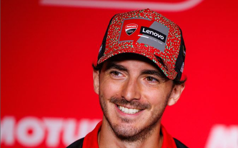 Bagnaia bate recorde da pista e crava a pole da etapa de San Marino da MotoGP