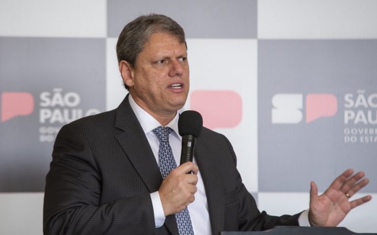 Após ataques a Moraes, Tarcísio encontra Fachin para tratar de ação tributária no STF