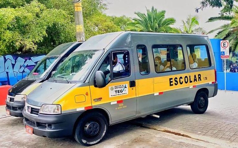 Sensores de movimento dentro de vans escolares podem ser obrigatórios