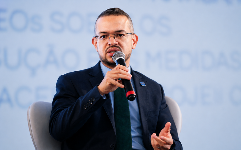 Casal consolida reestruturação e amplia investimentos em quatro anos de gestão