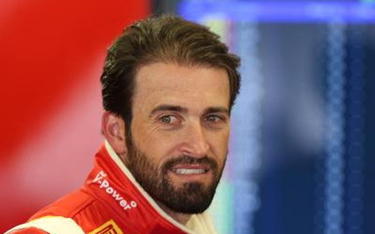 Zonta e Suzuki largam na frente em busca de 'milagre' contra Casagrande na final da Stock Car