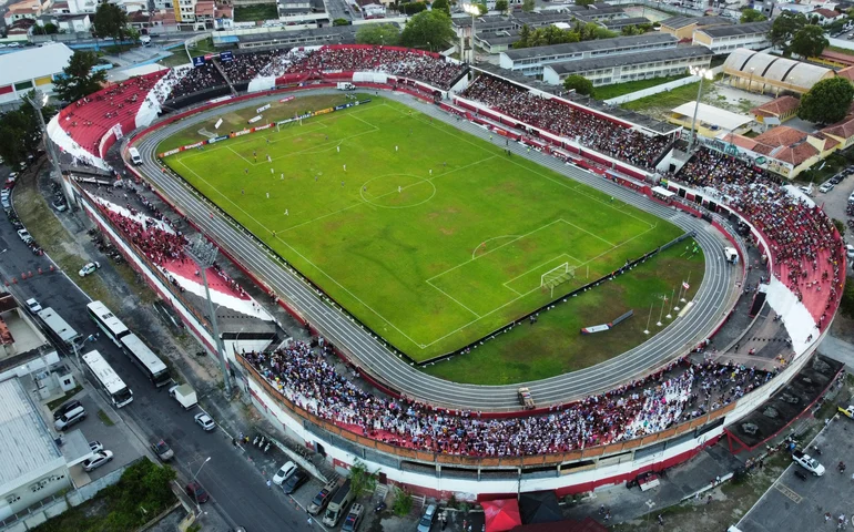 CSE reage no fim e arranca virada heróica contra o Atlético na Bahia