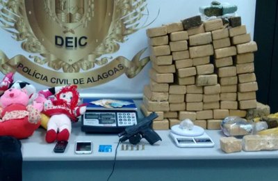 Deic apresenta cinco pessoas integrantes de grupo criminoso