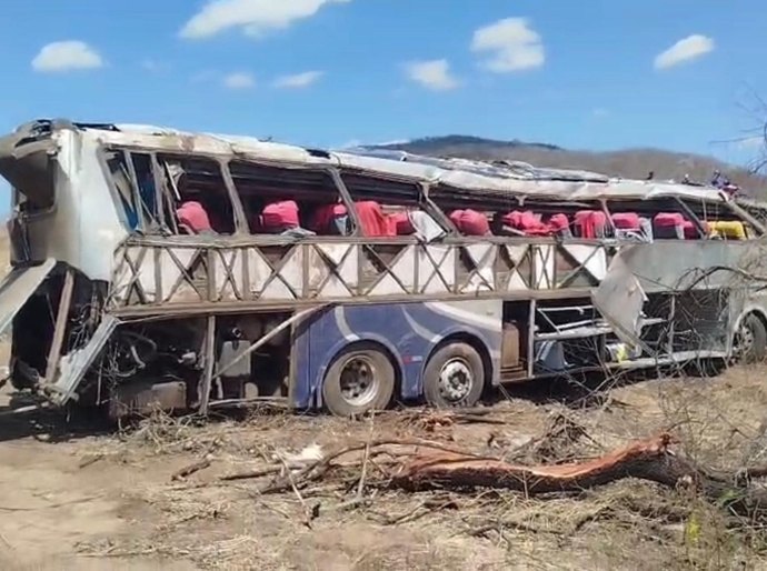 Perícia veicular confirma: não havia falhas mecânicas em ônibus que capotou no Sertão
