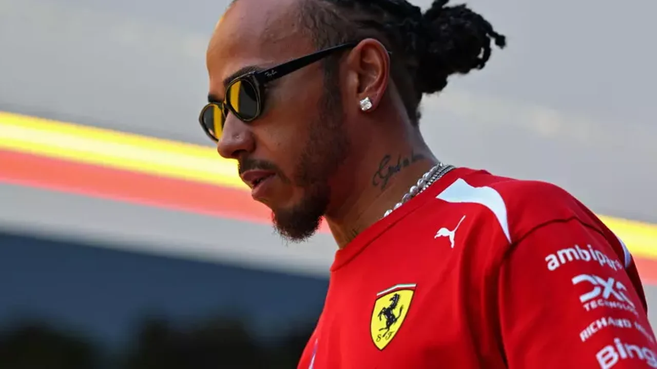 Hamilton pede calma após vitória na F1 e mira evolução na temporada