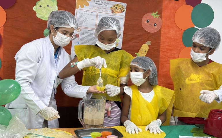 Oficina de culinária incentiva alimentação saudável na Pediatria do HGE