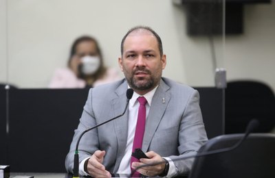 Dudu Ronalsa repudia ofensas de deputado paulista a membros da Igreja Católica