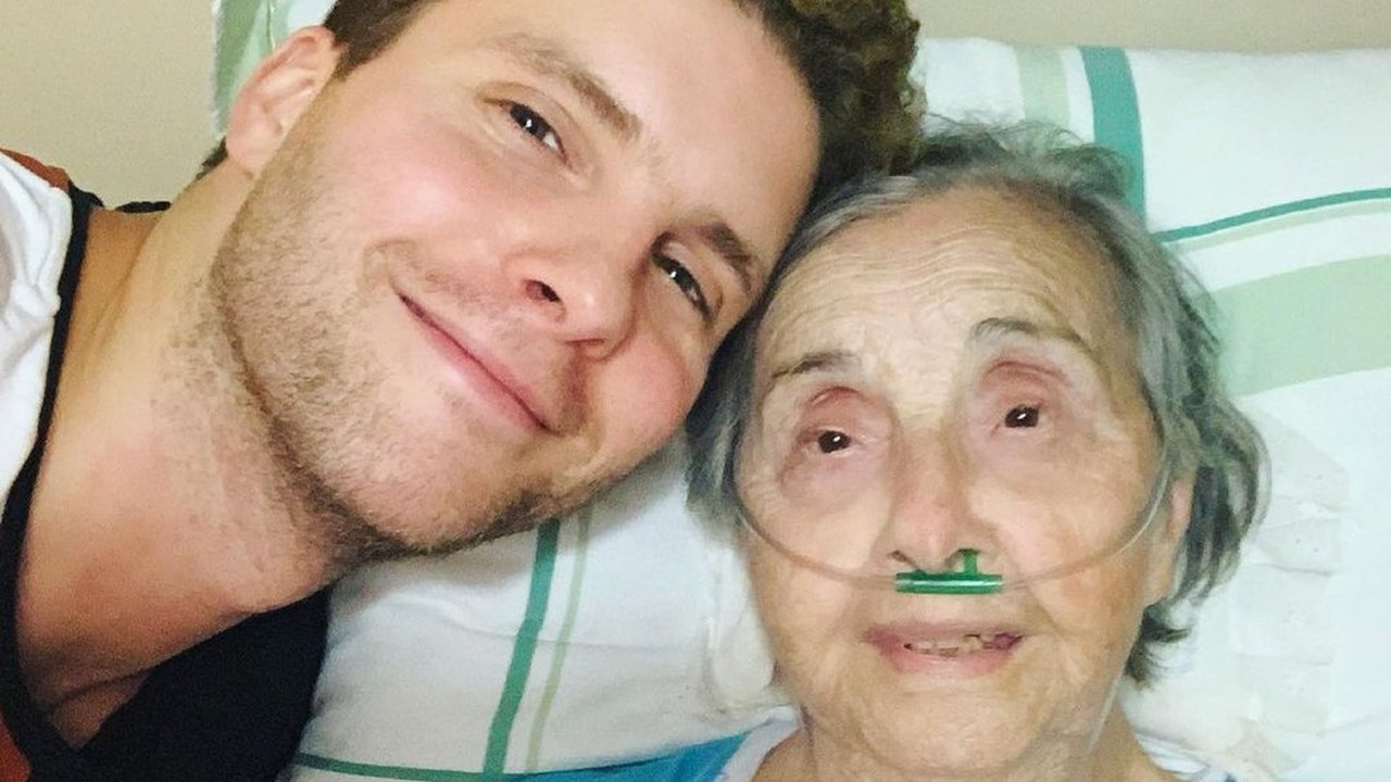 ‘Difícil lidar com esse sentimento’, diz Thiago Fragoso sobre morte da avó
