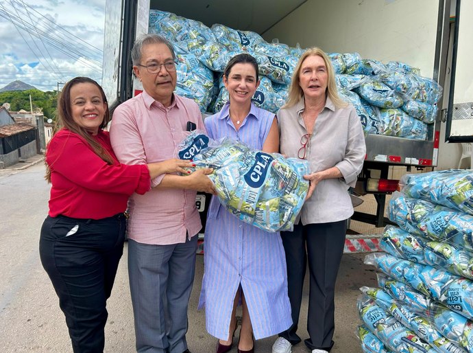 Governo de Alagoas e Conab entregam 157 toneladas de leite em pó para 96 municípios