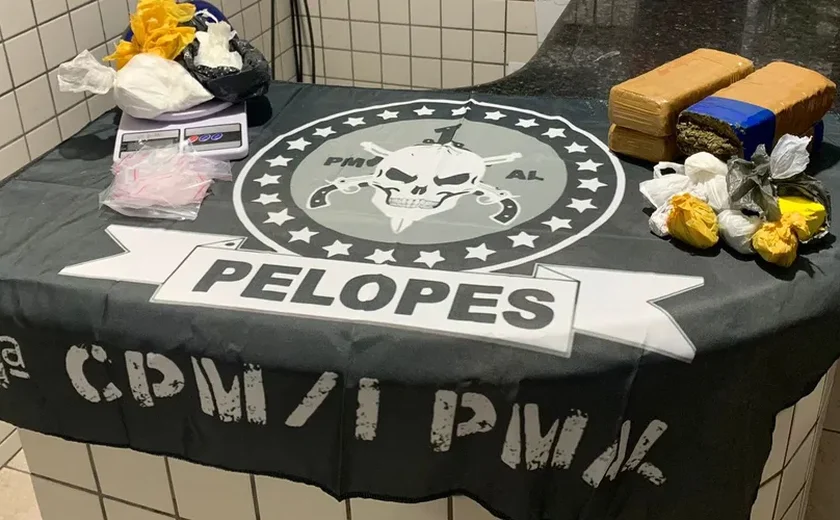 Polícia encontra esconderijo de drogas em São Miguel dos Campos