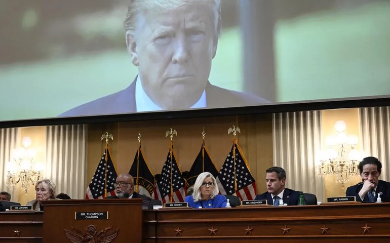 Promotor utilizou descobertas de Comitê da Câmara sobre invasão do Capitólio como base, mas ampliou investigação contra Trump