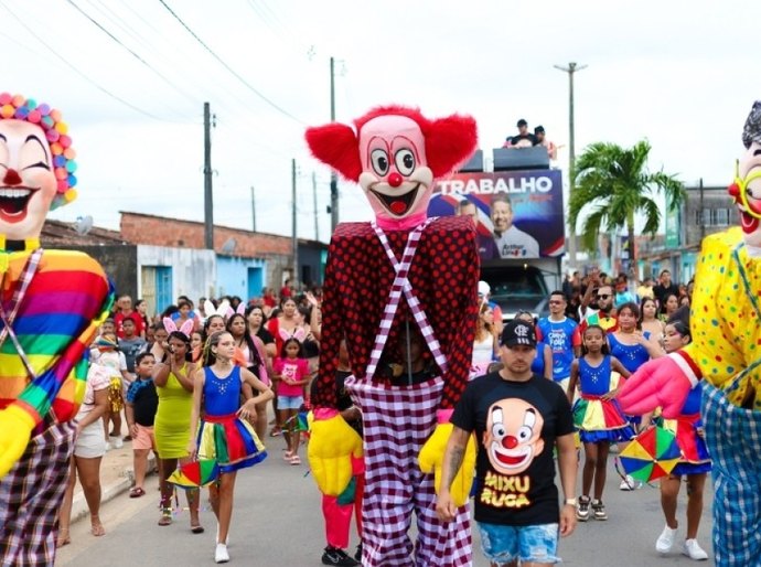 Bloco Infantil Carnafolia Kids 2026 fez a alegria da garotada e das famílias no distrito Luziápolis