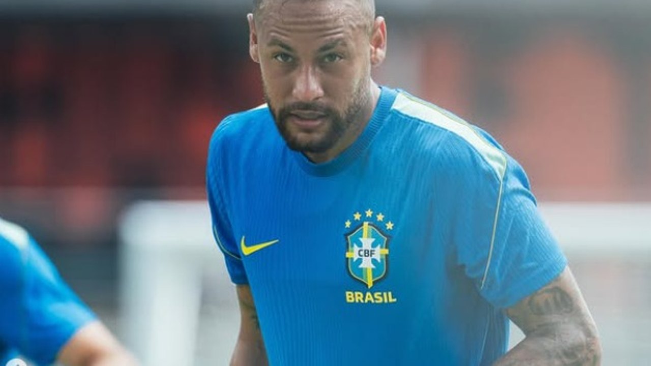 Ausência em jogo do Santos, Neymar se diverte em campeonato de pôquer em São Paulo
