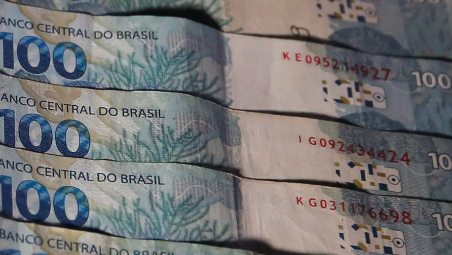 Receita paga quinto lote de restituição do Imposto de Renda 2025