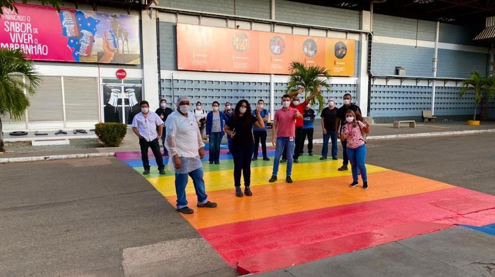 Inclusão e Diversidade nas empresas: Solar Coca-Cola apoia protagonismo de pessoas transgênero