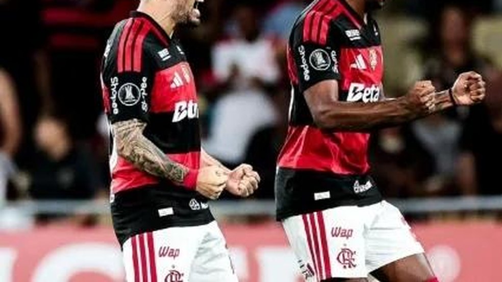 Flamengo goleia o Ind. Medellín e segue com 100% de aproveitamento na Libertadores