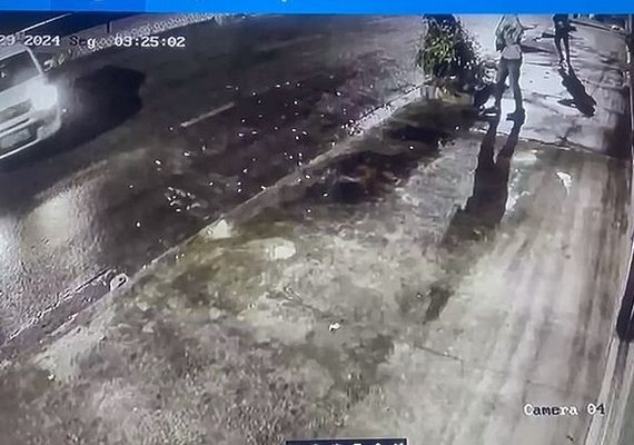 Homem é preso e adolescente apreendido por roubo de carro e furto em joalheria