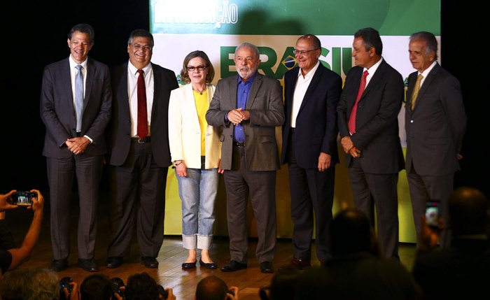 Lula deve fazer novos anúncios após sua diplomação no TSE, que ocorre nesta segunda-feira, 12 Lula deve fazer novos anúncios após sua diplomação no TSE, que ocorre nesta segunda-feira, 12