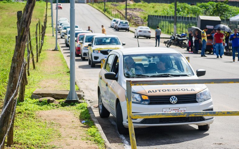 Detran oferta mensalmente mais de 3 mil vagas de exames práticos em 14 municípios do interior