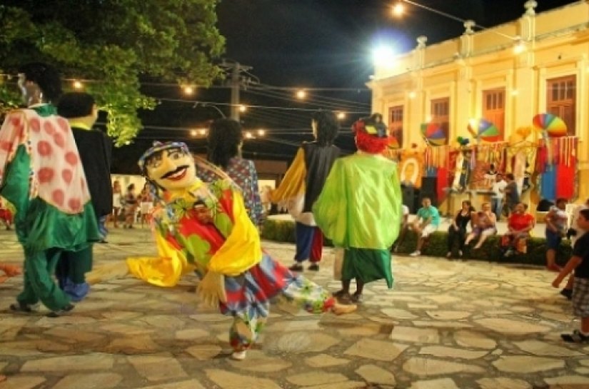 Prévias carnavalescas abrem os festejos em Maceió no domingo (22)