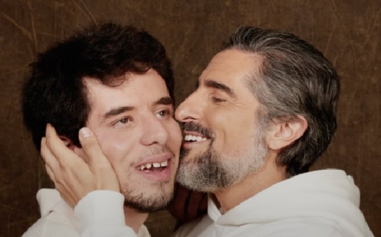 Marcos Mion comemora os 18 anos do filho mais velho, Romeu