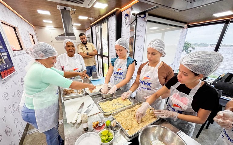 Escola do Turismo: Setur leva curso de gastronomia a São Sebastião
