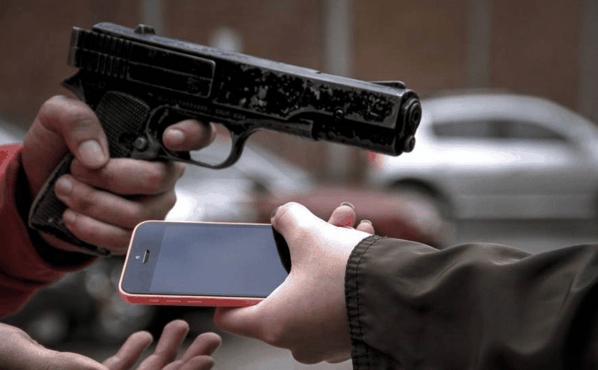 Suspeito de roubar celular no Tabuleiro dos Martins é preso