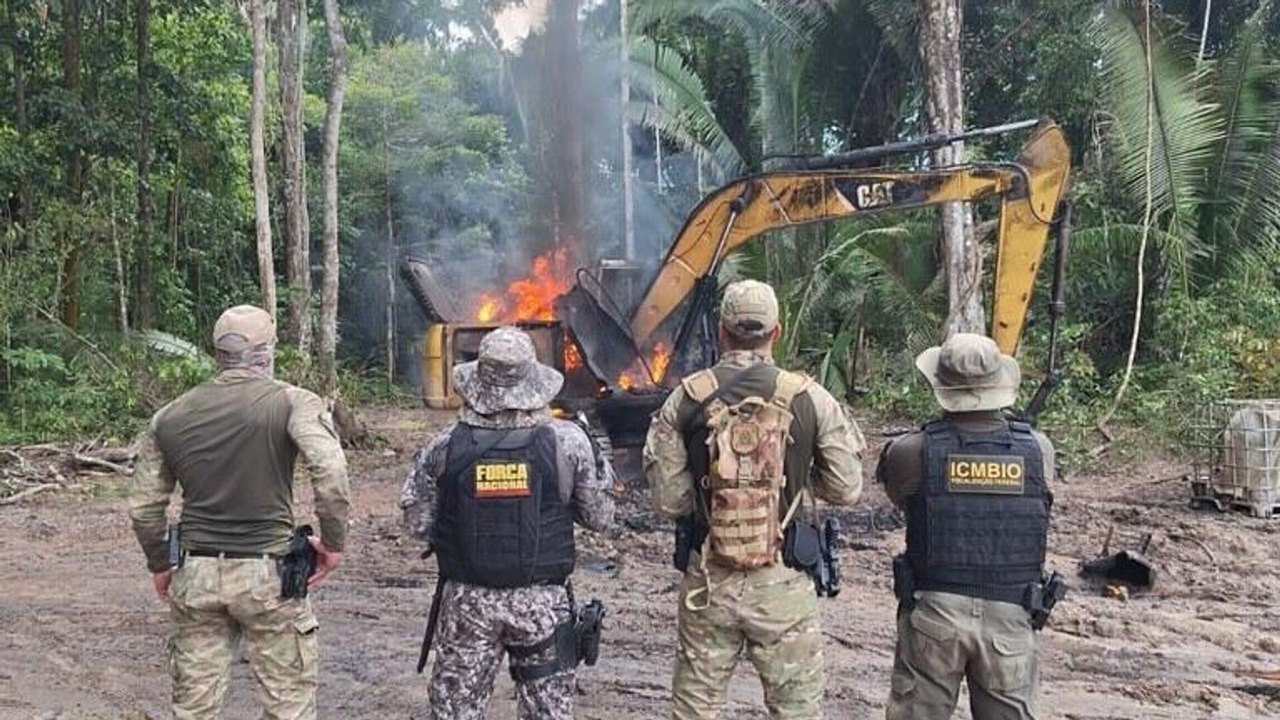 PF, ICMBio e Força Nacional combatem garimpo ilegal em 3 estados da Amazônia Legal
