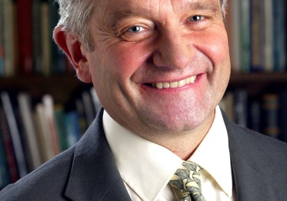 Livro de Paul Nurse, geneticista e Prêmio Nobel, traduz a Biologia em 5 passos