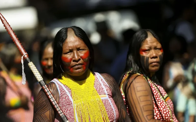 Mulheres indígenas participam de eventos culturais em Nova York