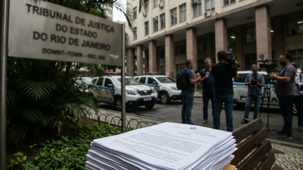 Estupro coletivo em Copacabana: Justiça condena quatro homens a 15 anos de prisão