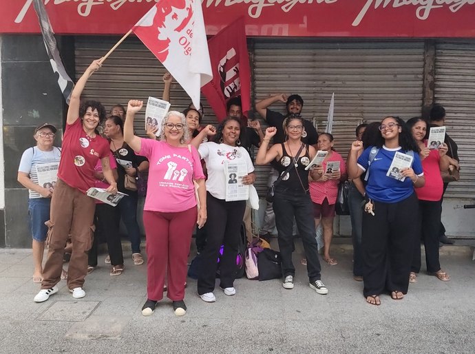 Candidata ao Governo de Alagoas, Lenilda Luna (UP) participa de ato contra o feminicídio no Centro de Maceió