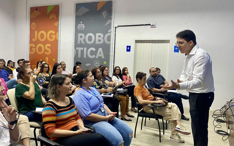 Sesau alinha estratégias para garantir entrega de instrumentos de gestão em 2025