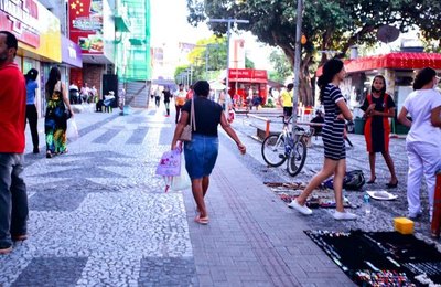  Comerciantes de Arapiraca comemoram aumento de vendas no Natal