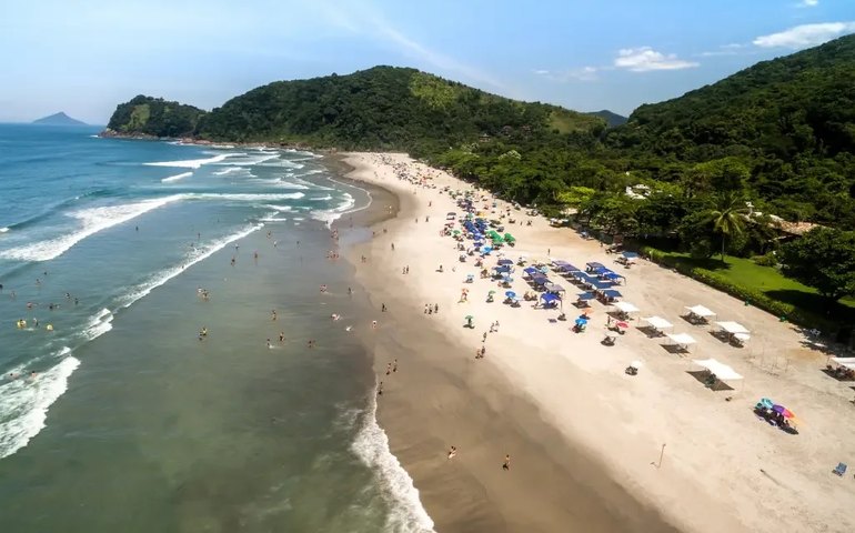 Litoral de SP tem 12 praias impróprias para banho na semana de início do verão
