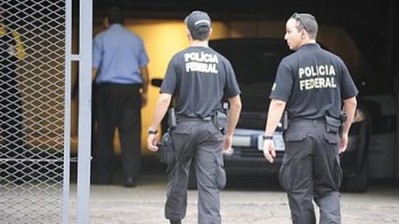 PF apreende 2,3 toneladas de queijos impróprios para consumo em Arapiraca