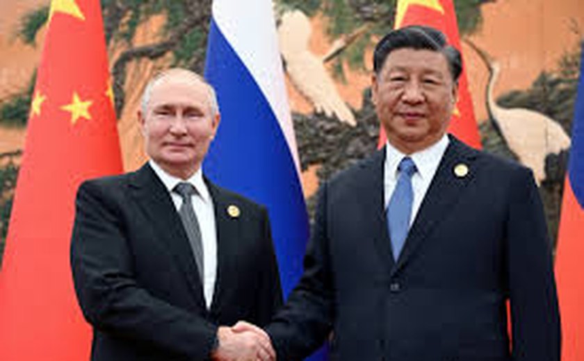 Tentativa de reduzir isolamento, visita de Putin a Kim inquieta EUA e China