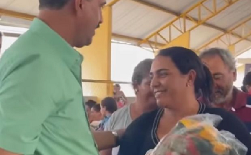 Prefeitura de Limoeiro distribui três mil cestas nutricionais entre as famílias do município