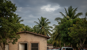 Chacina deixa quatro homens mortos a tiros dentro de residência em Ipioca