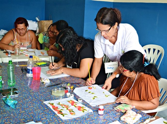 Cursos ofertados no Cras promovem geração de renda