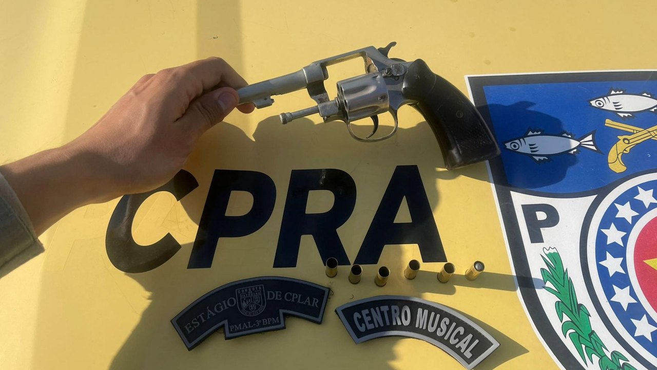 PM apreende arma de fogo, maconha, cocaína e clorofórmio em ações no interior