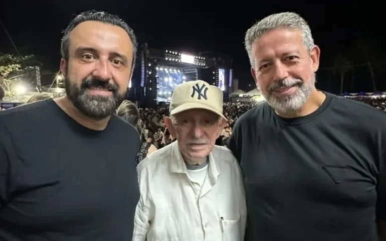 Trabalho de Arthur Lira garante avanço das obras do Residencial Senador Benedito de Lira na Barra de São Miguel