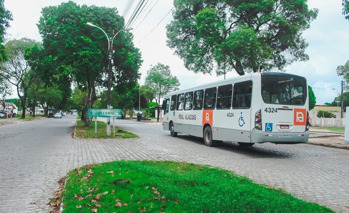 A linha terá como rota fixa a Avenida Paulo Holanda. A linha terá como rota fixa a Avenida Paulo Holanda.