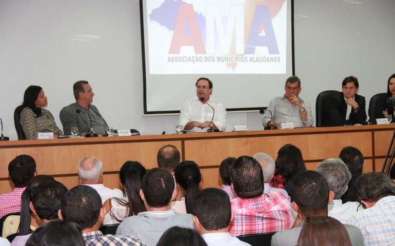 Educação financeira é tema de palestra na Segurança Pública